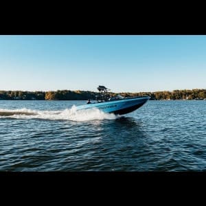 2020 Moomba Max: The Affordable Wake & Surf Boat That Performs
