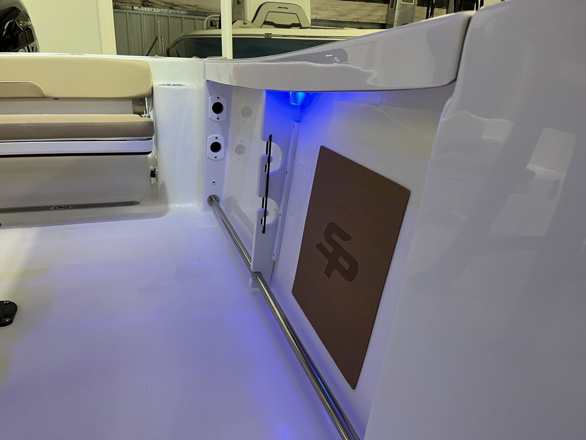 2026 Sea Pro 242 Sport boat