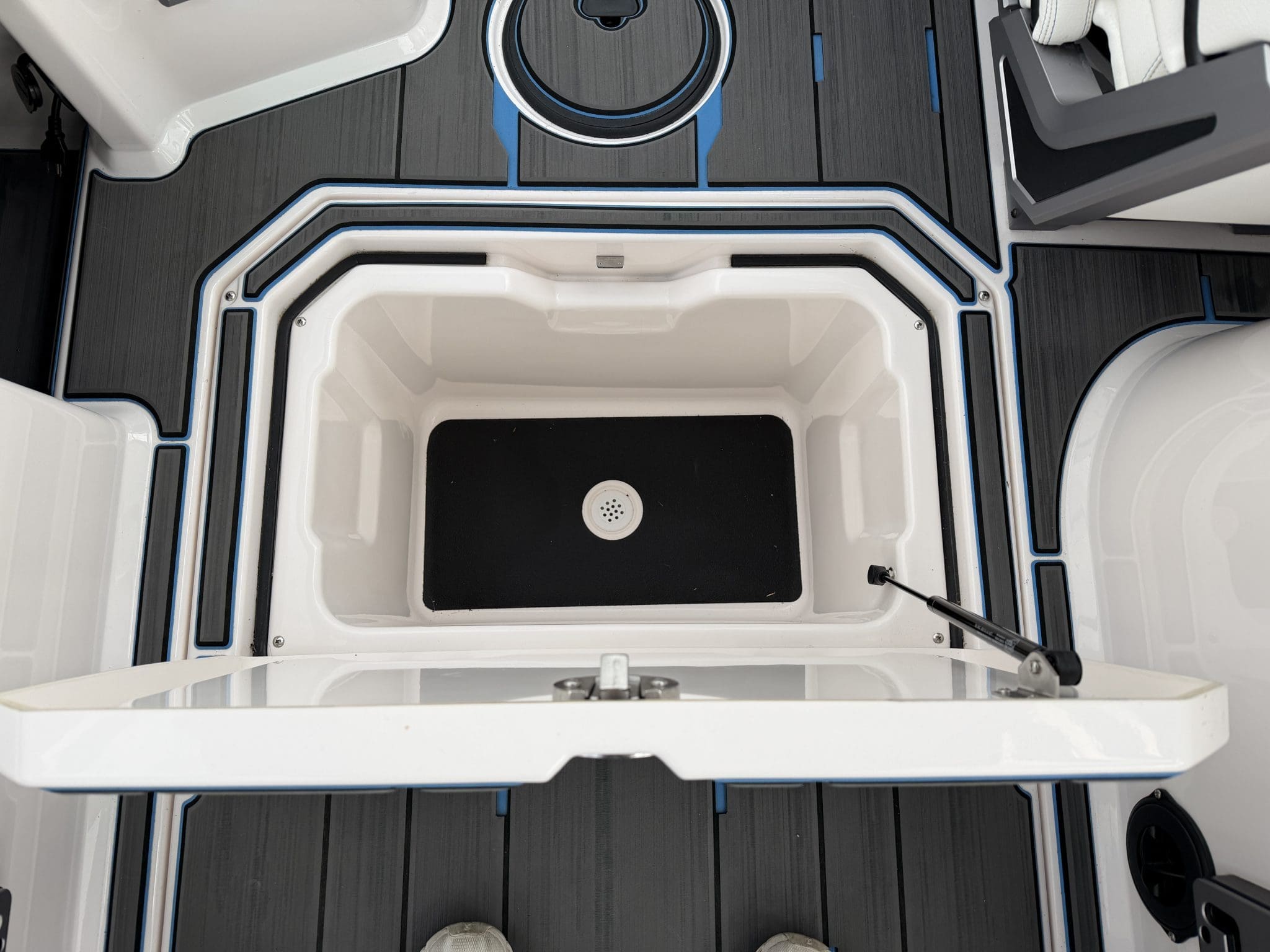 2024 Supra SL 450 boat