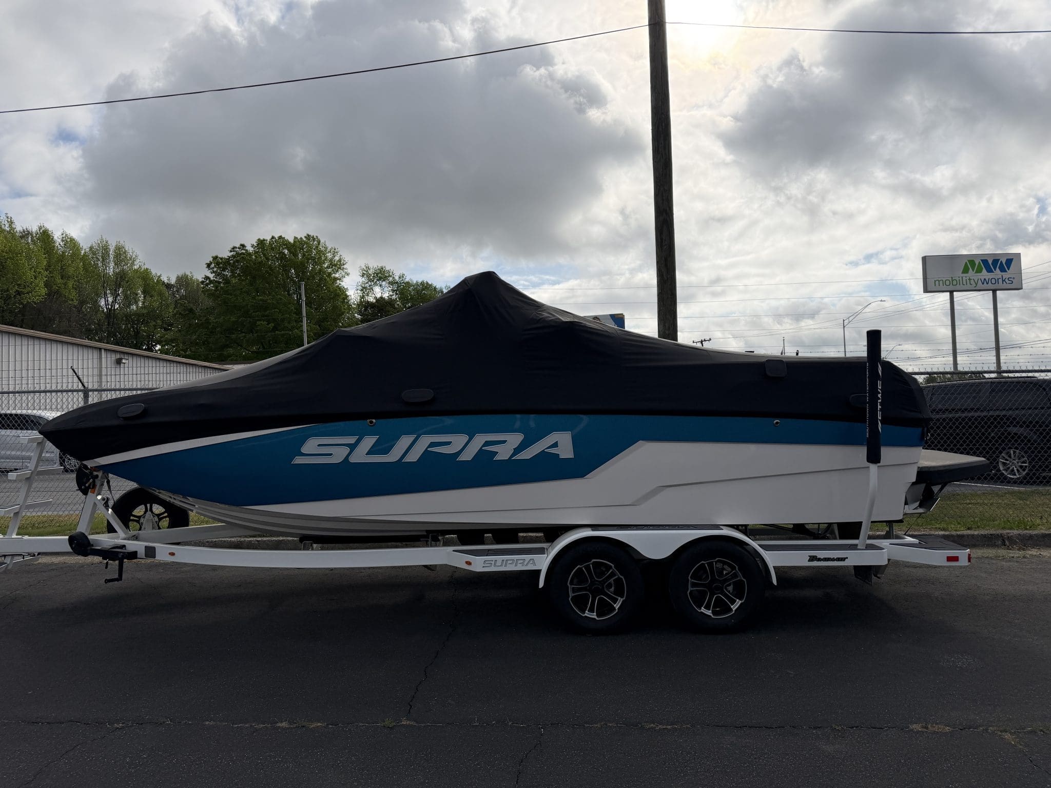 2024 Supra SL 450 boat