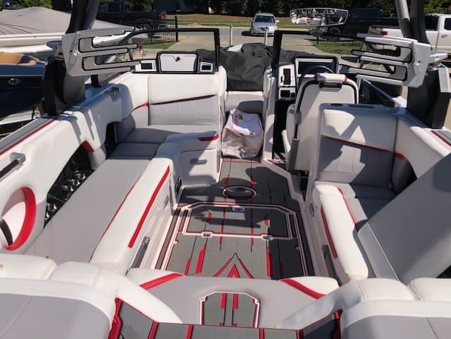 2021 - Supra - SE 550 - boat - SouthTown Watersports - Lake Norman, NC - gallery image