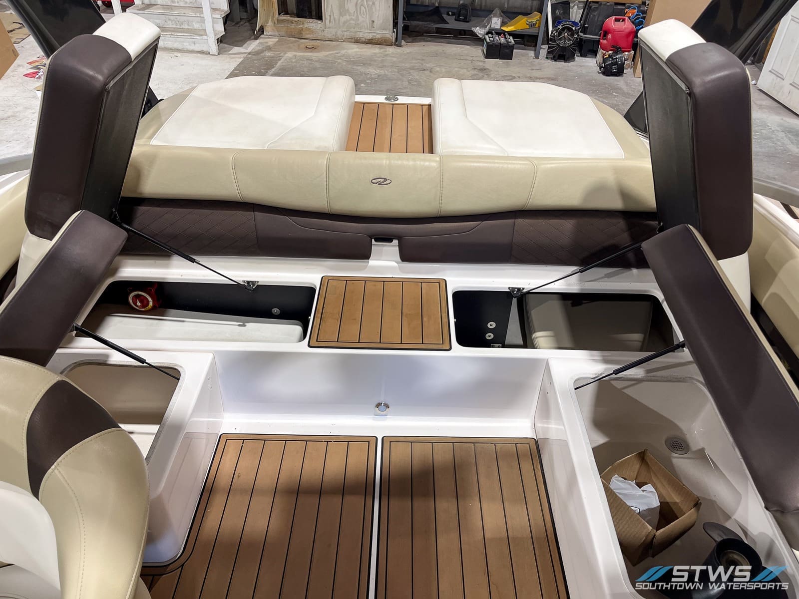 2014 - Regal - 2100 - boat - SouthTown Watersports - Charlotte, NC - gallery image