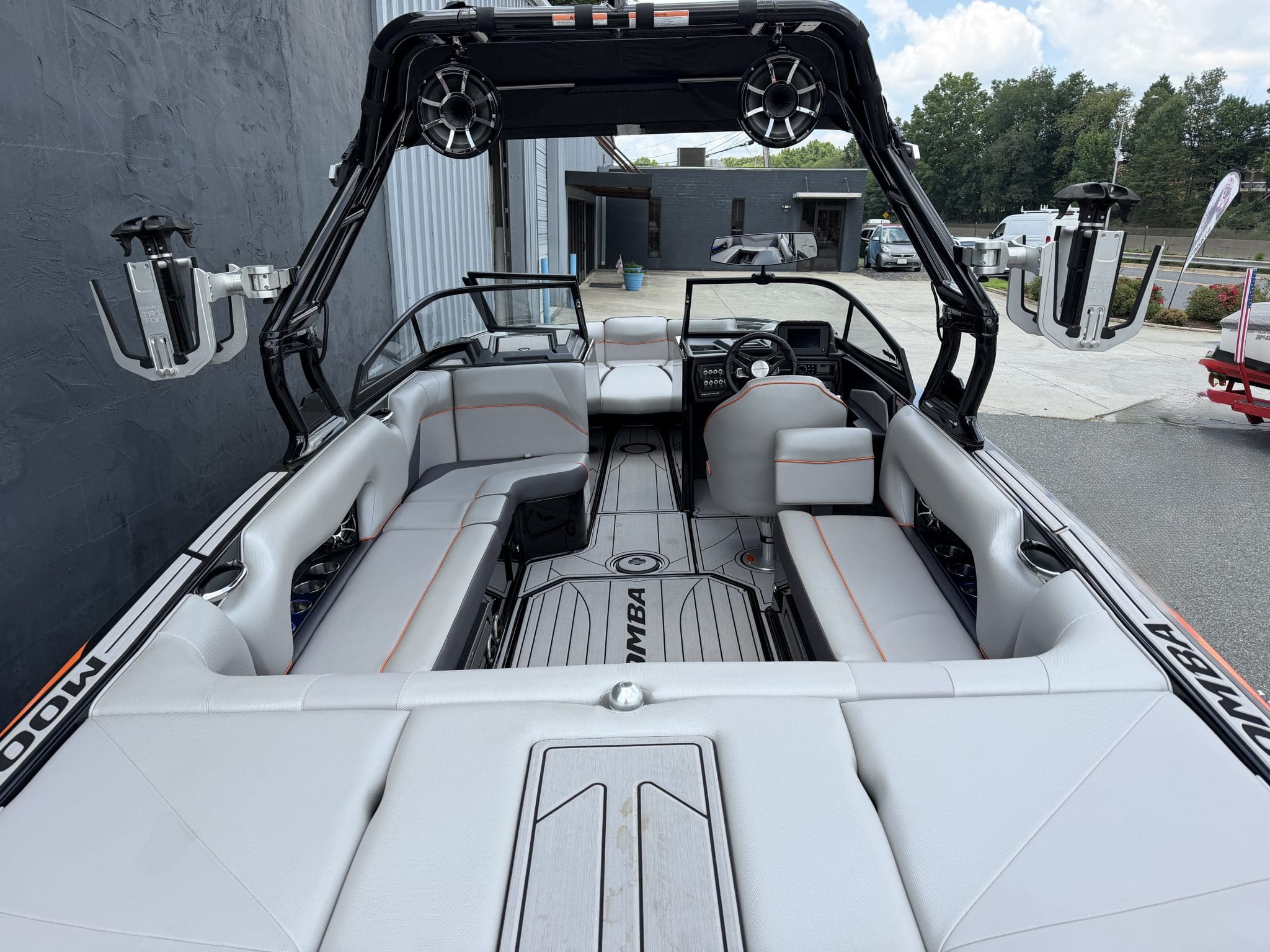 2020 - Moomba - Mojo - boat - SouthTown Watersports - Charlotte, NC - gallery image