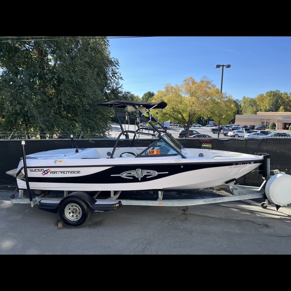 Super Air Nautique 210 2002