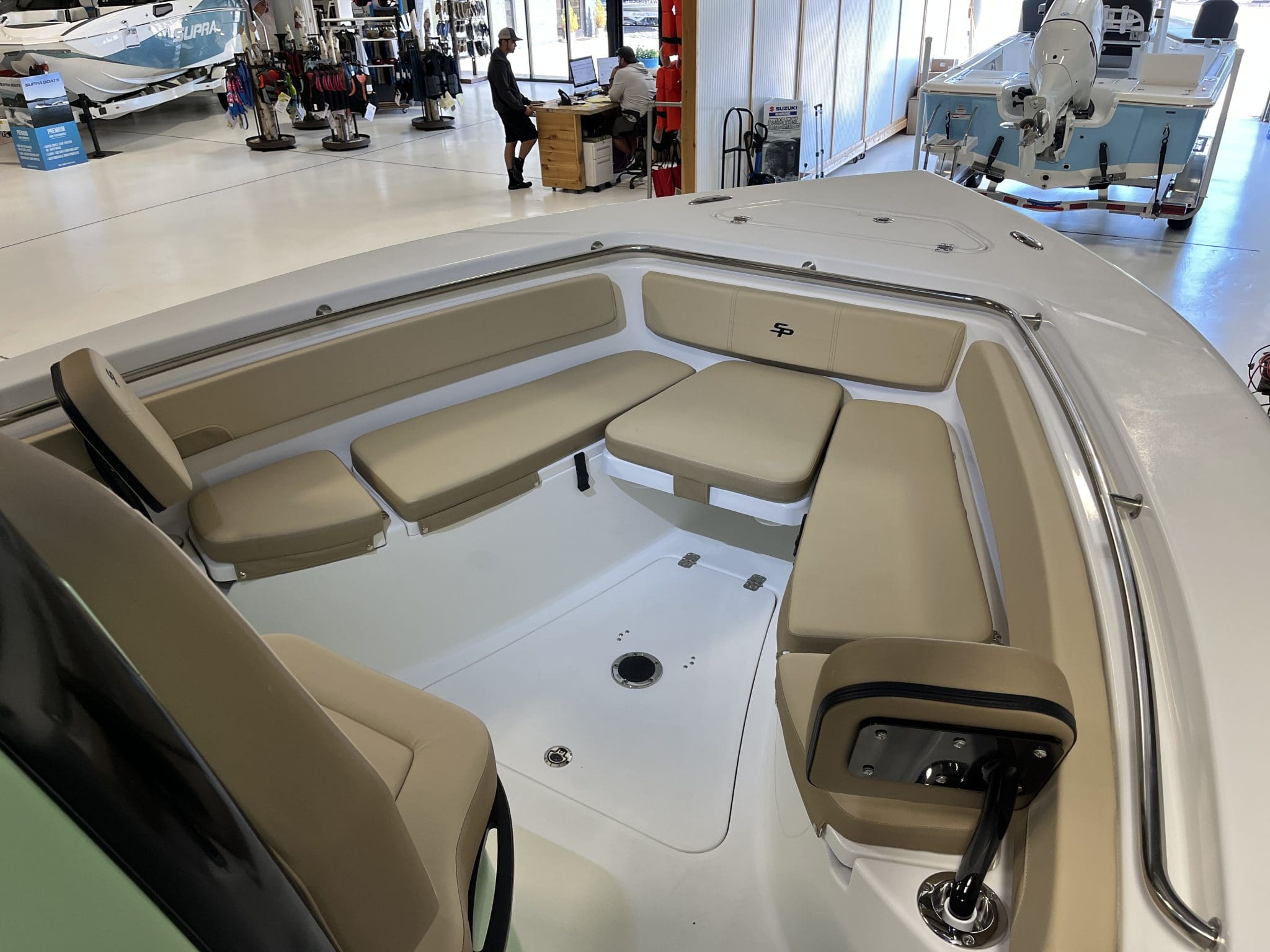 2026 - Sea Pro - 242 Sport - boat - Sea Foam / Tan - SouthTown Watersports - Charlotte, NC - gallery image