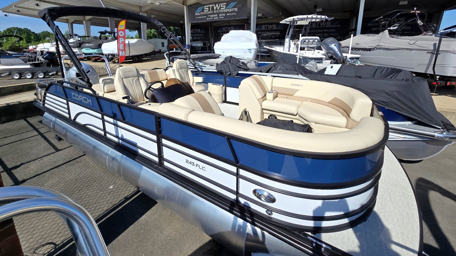 2023 Coach 243 Flc boat