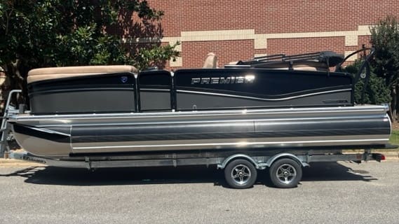 2024 Premier Intrigue 230 RF boat