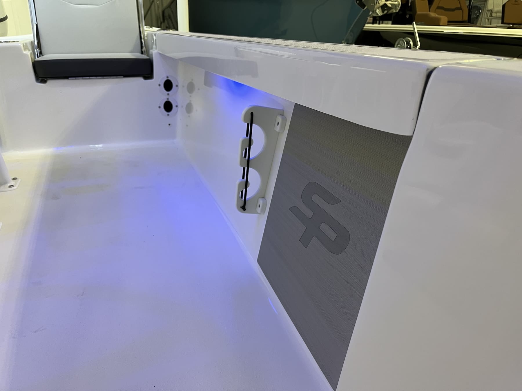 2026 Sea Pro 230 Dlx boat