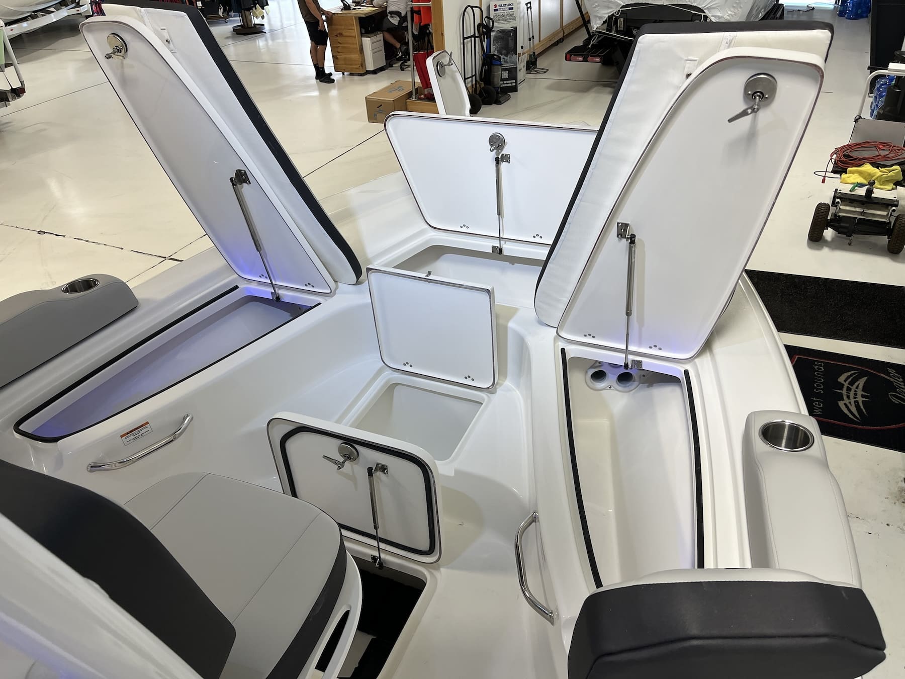 2026 Sea Pro 230 Dlx boat