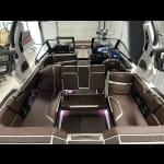 2026 - Supra - SA 400 - boat - White/Dark Graphite / Walnut - SouthTown Watersports - Charlotte, NC - gallery image