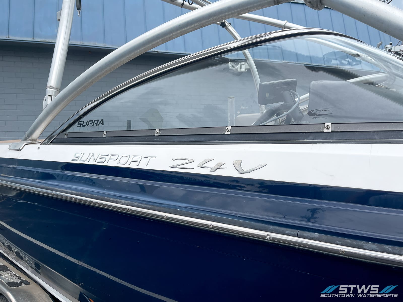 2007 Supra Sunsport 24V boat