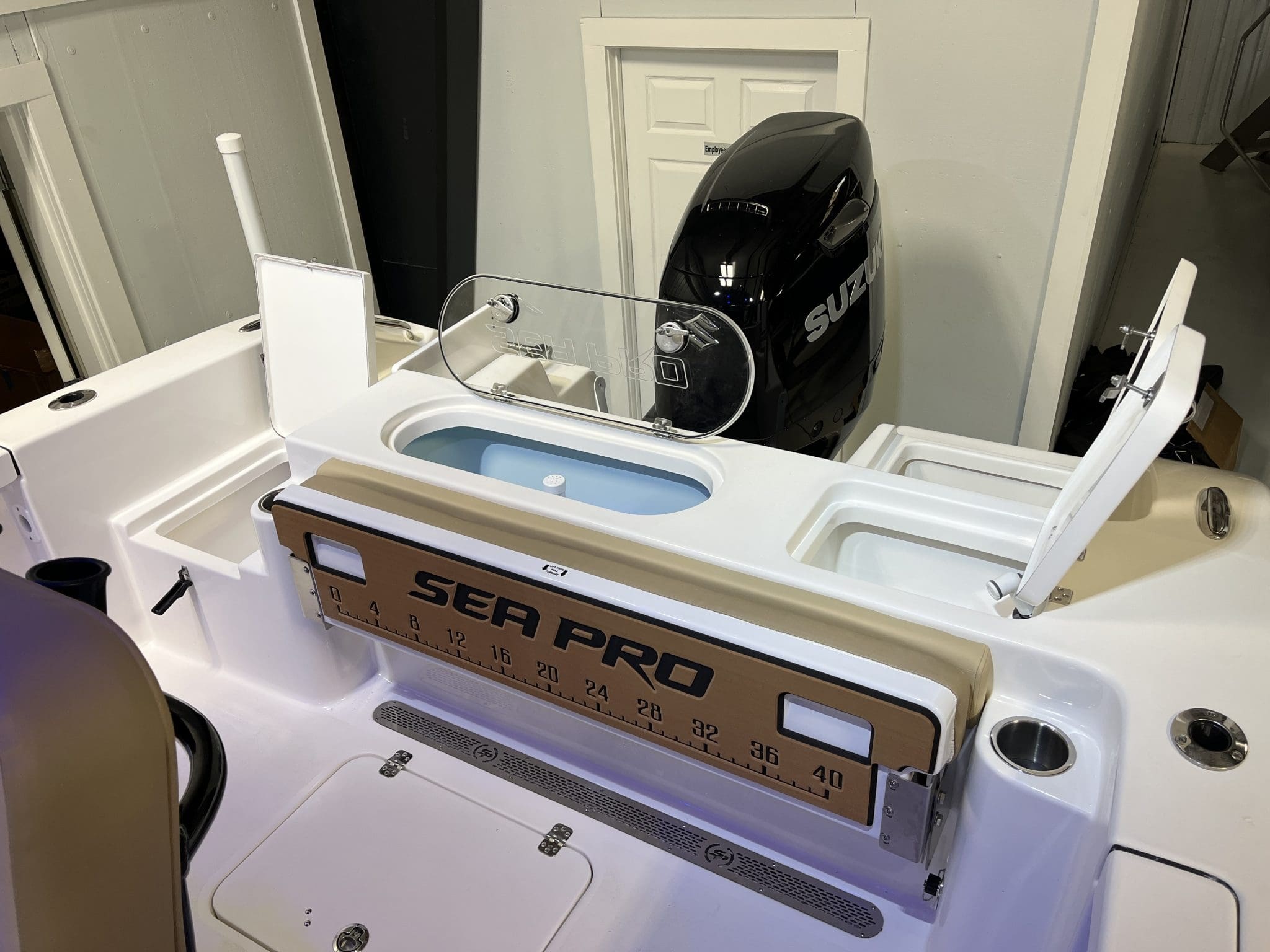 2026 Sea Pro 242 Sport boat