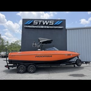 2020 - Moomba - Mojo - boat - SouthTown Watersports - Charlotte, NC - featured image